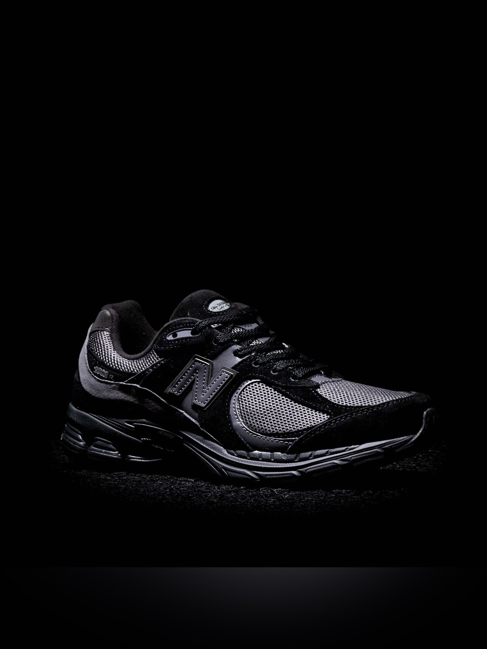 New Balance 2002R Black Dark Grey Men’s sneakers M2002RBL